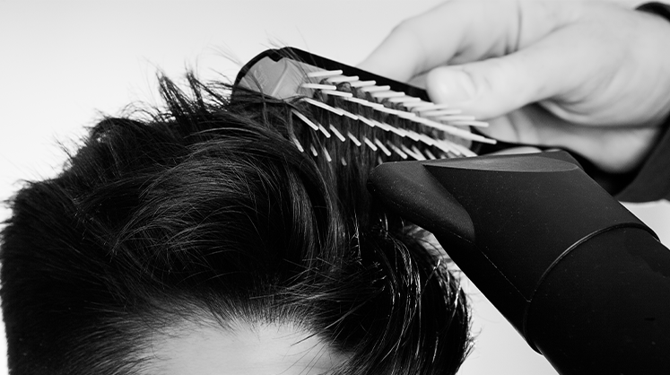 Innowacyjna formuła <span>Hair Fortifying Complex™</span> zapewniająca skuteczność